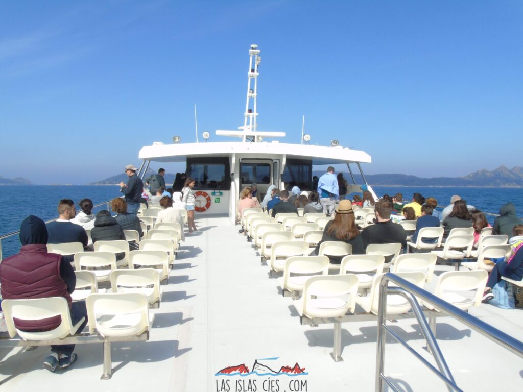 ir en barco Vigo islas Cíes